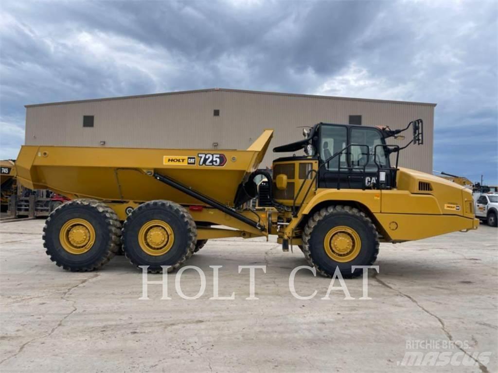 CAT 725 Belden kirma kaya kamyonu