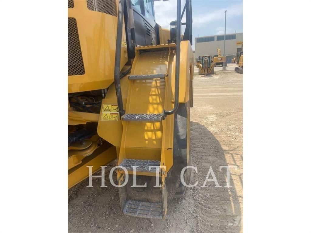 CAT 725 Belden kirma kaya kamyonu