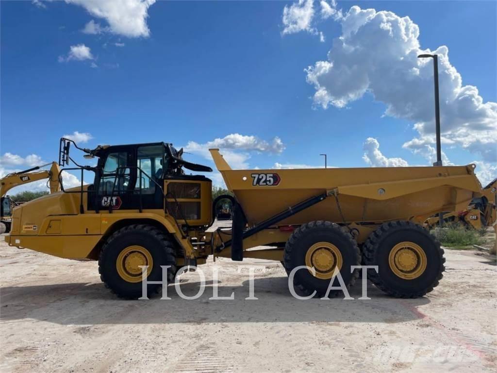 CAT 725 Belden kirma kaya kamyonu