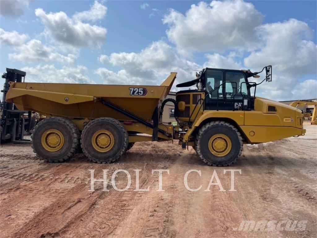 CAT 725 Belden kirma kaya kamyonu