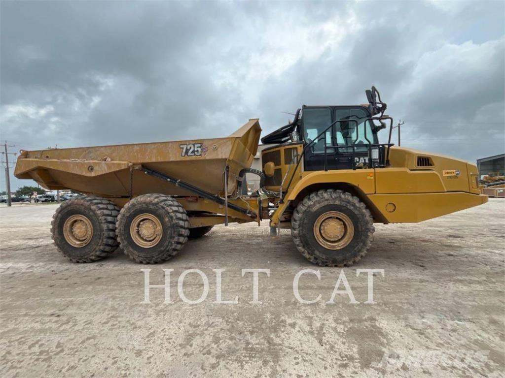 CAT 725 Belden kirma kaya kamyonu