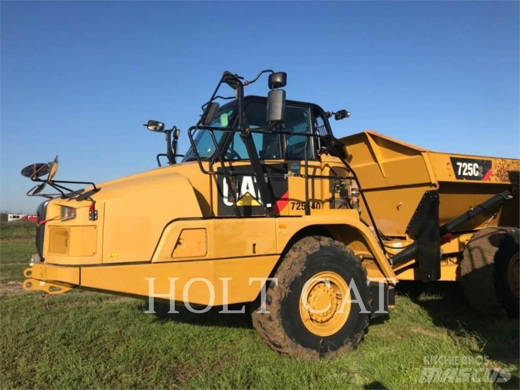 CAT 725C Belden kirma kaya kamyonu