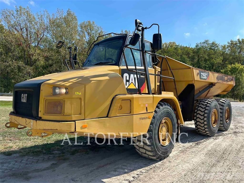 CAT 725C Belden kirma kaya kamyonu