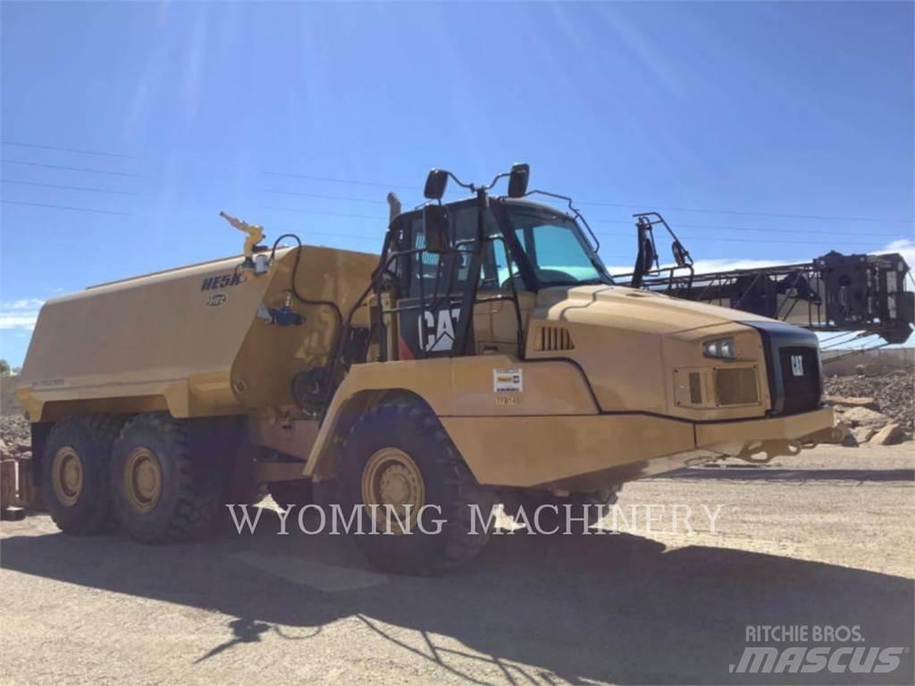 CAT 725C Belden kirma kaya kamyonu