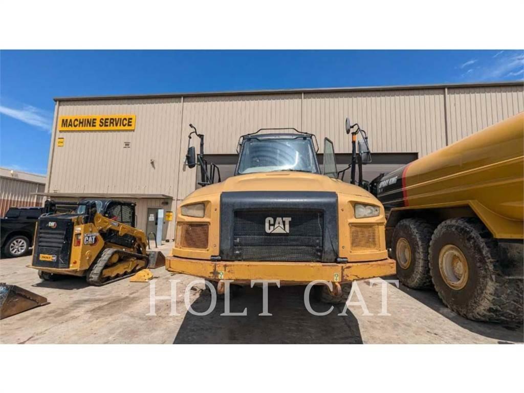 CAT 725C Belden kirma kaya kamyonu