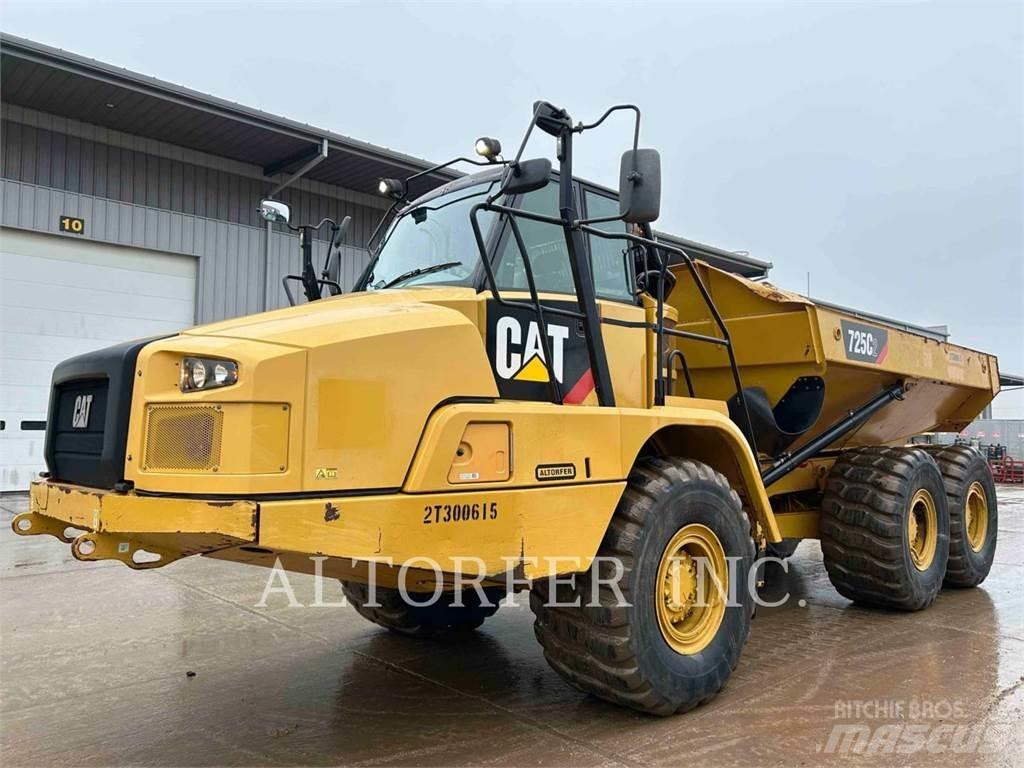 CAT 725C2 Belden kirma kaya kamyonu