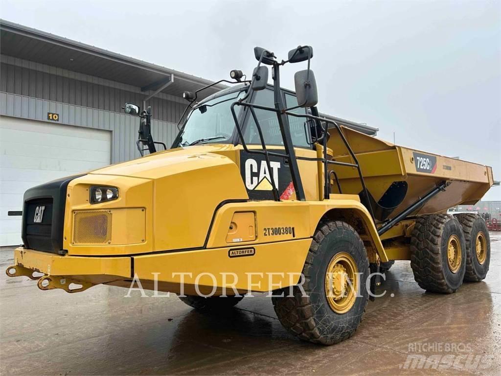 CAT 725C2 Belden kirma kaya kamyonu