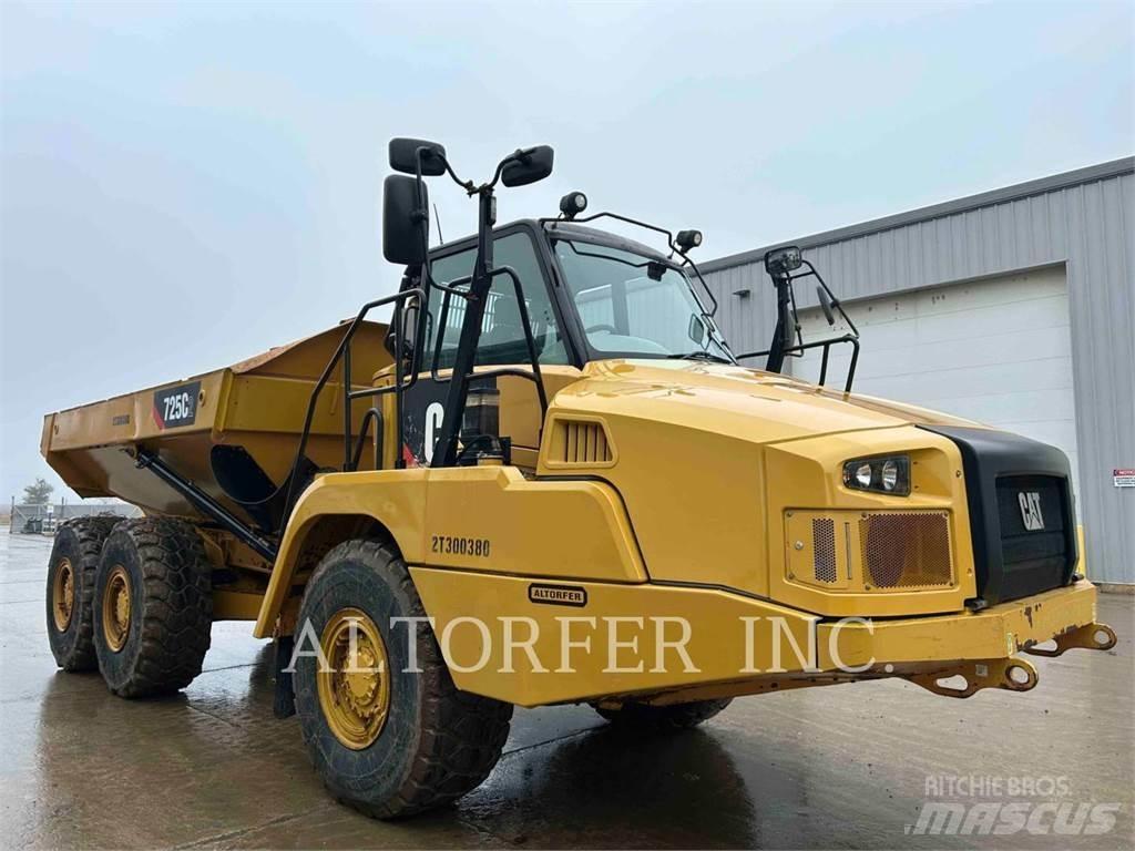 CAT 725C2 Belden kirma kaya kamyonu