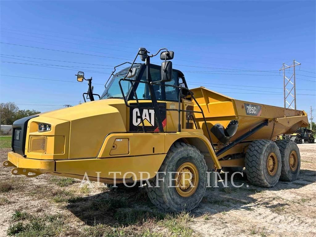 CAT 725C2 Belden kirma kaya kamyonu