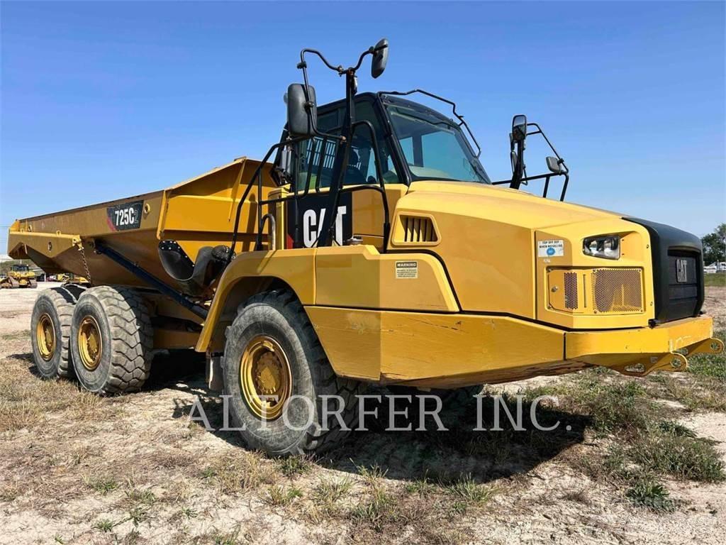 CAT 725C2 Belden kirma kaya kamyonu