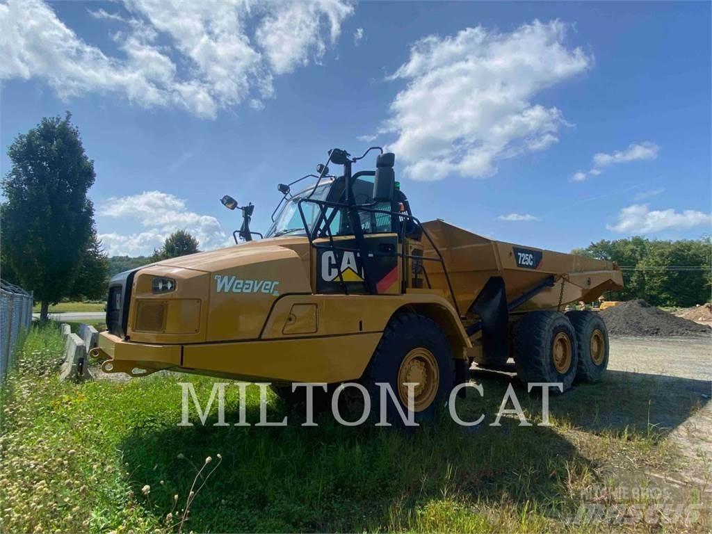 CAT 725C2 Belden kirma kaya kamyonu