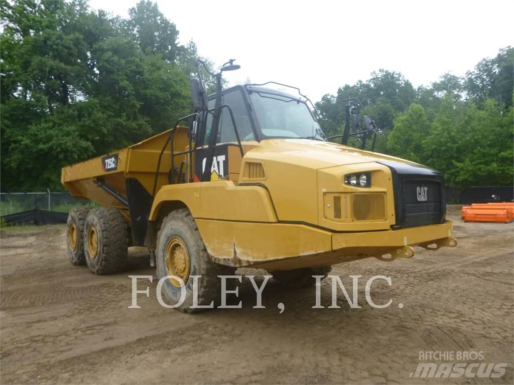 CAT 725C2 Belden kirma kaya kamyonu