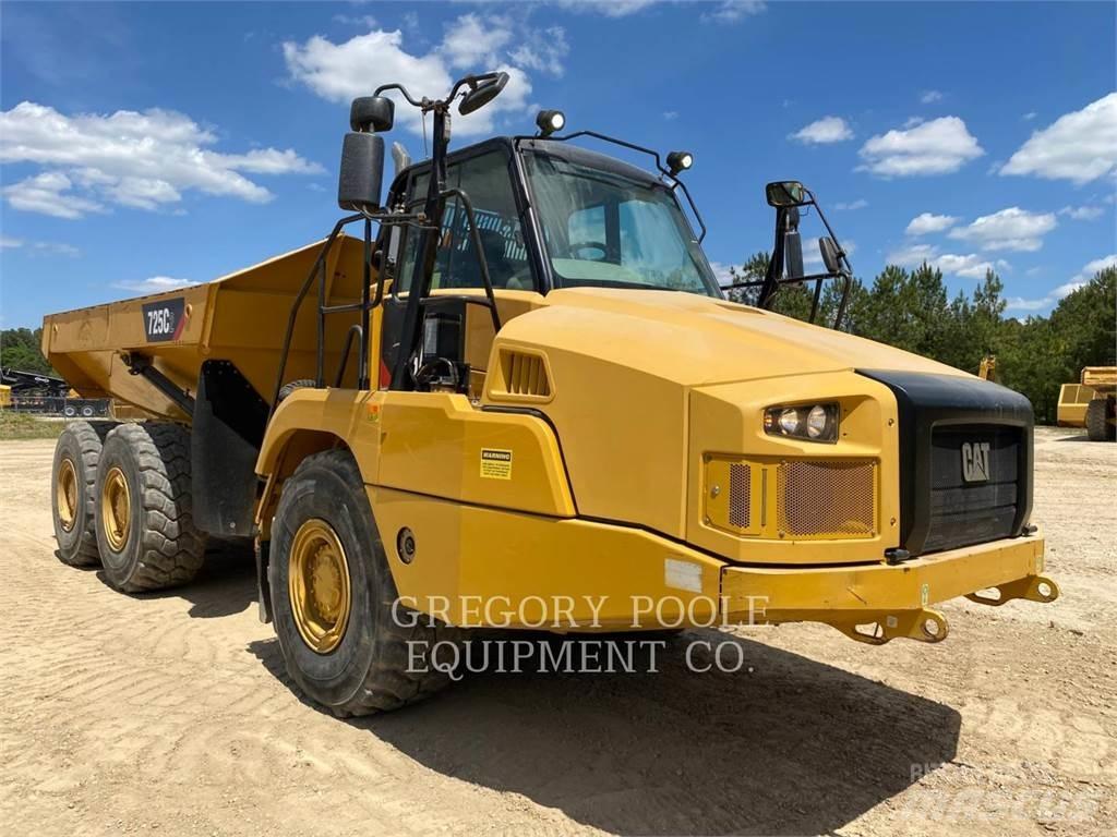 CAT 725C2 Belden kirma kaya kamyonu