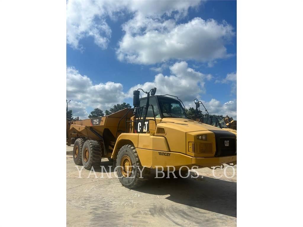 CAT 725C2 Belden kirma kaya kamyonu