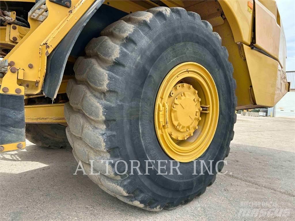 CAT 725C2 WT Belden kirma kaya kamyonu