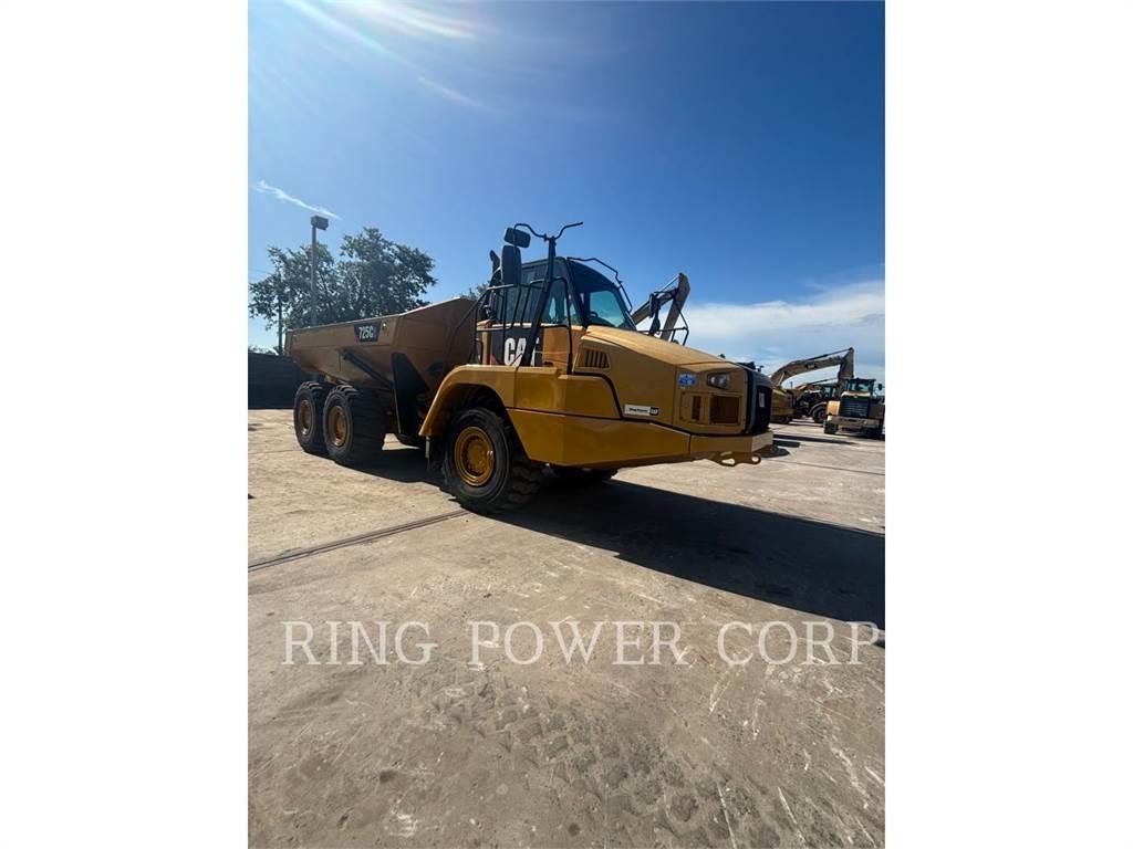 CAT 725C2TG Belden kirma kaya kamyonu