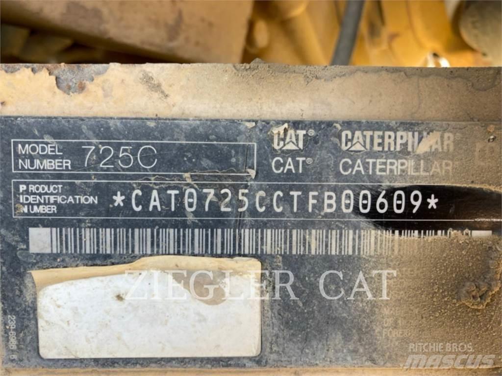 CAT 725CWT Tankerli kamyonlar