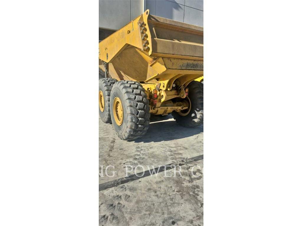 CAT 725TG Belden kirma kaya kamyonu