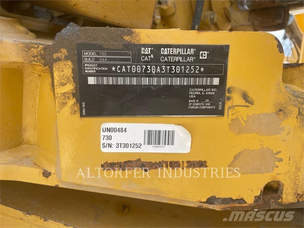 CAT 730 Belden kirma kaya kamyonu