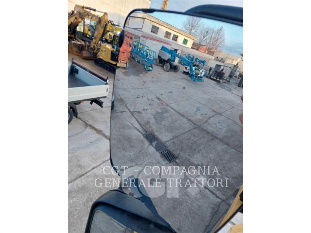 CAT 730 Belden kirma kaya kamyonu