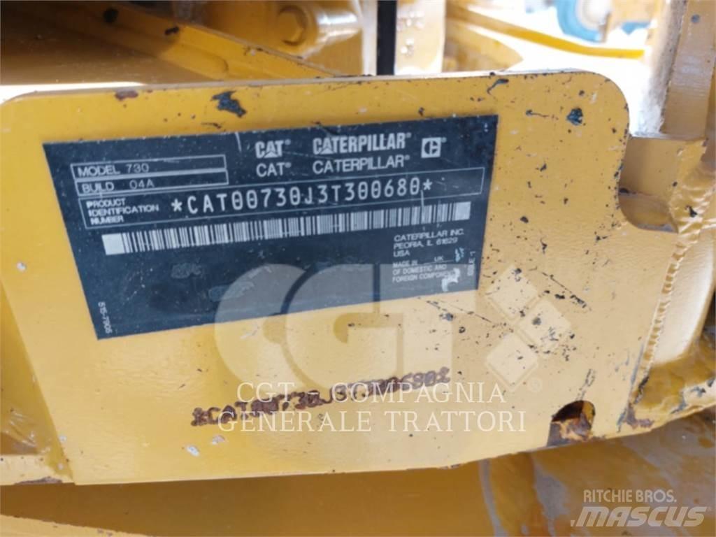 CAT 730 Belden kirma kaya kamyonu