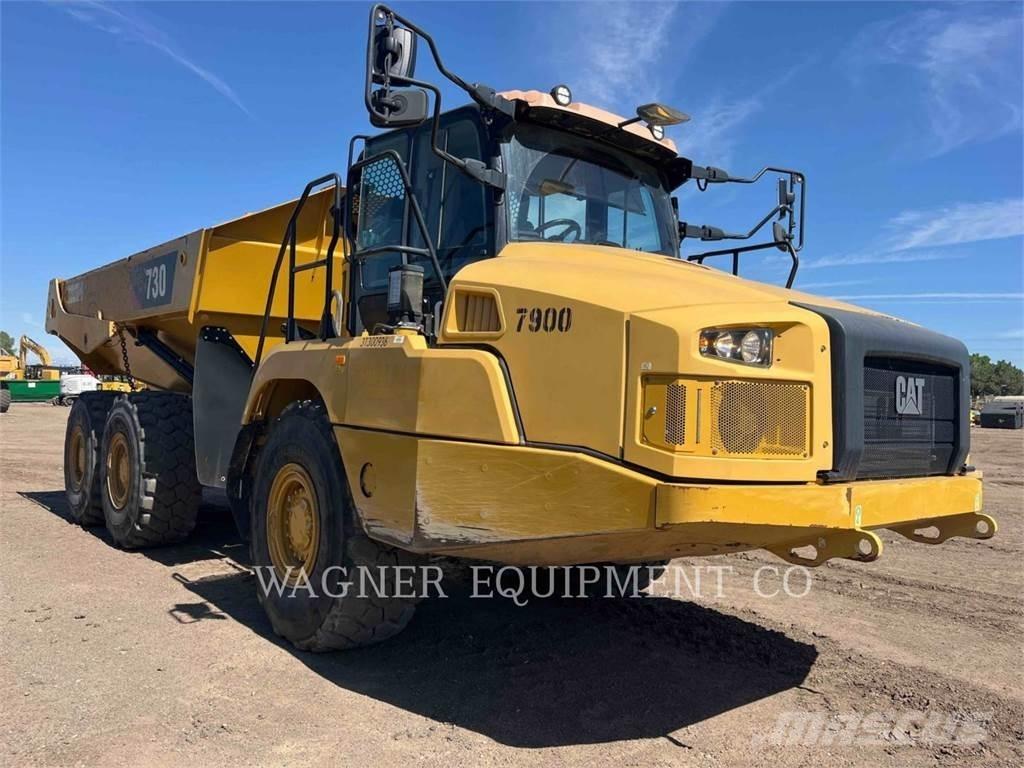 CAT 730 Belden kirma kaya kamyonu