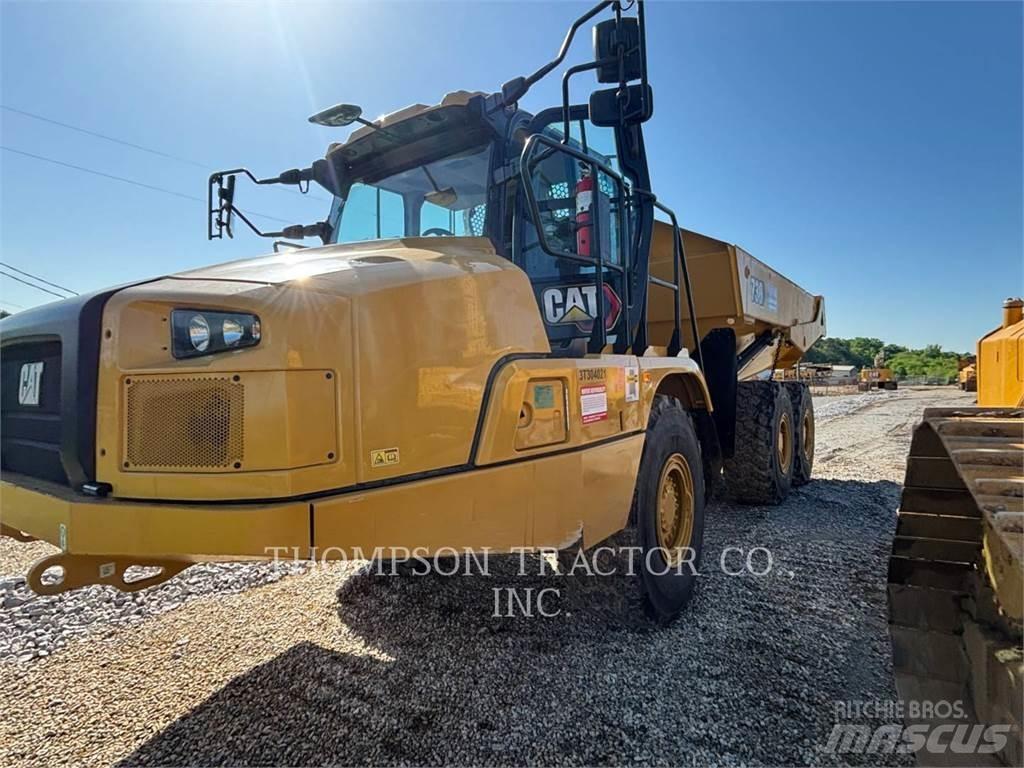 CAT 730 Belden kirma kaya kamyonu