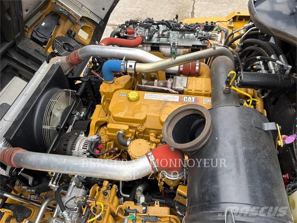 CAT 730 Belden kirma kaya kamyonu