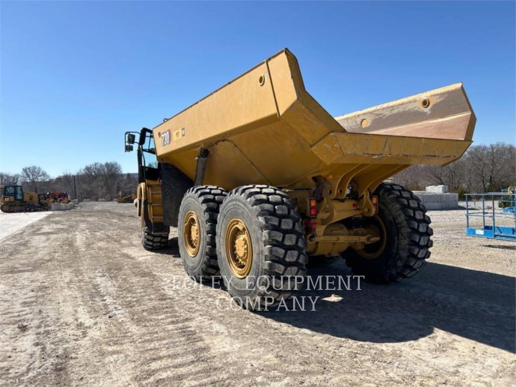 CAT 730-04 Belden kirma kaya kamyonu