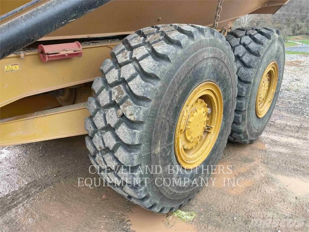 CAT 730-04 Belden kirma kaya kamyonu