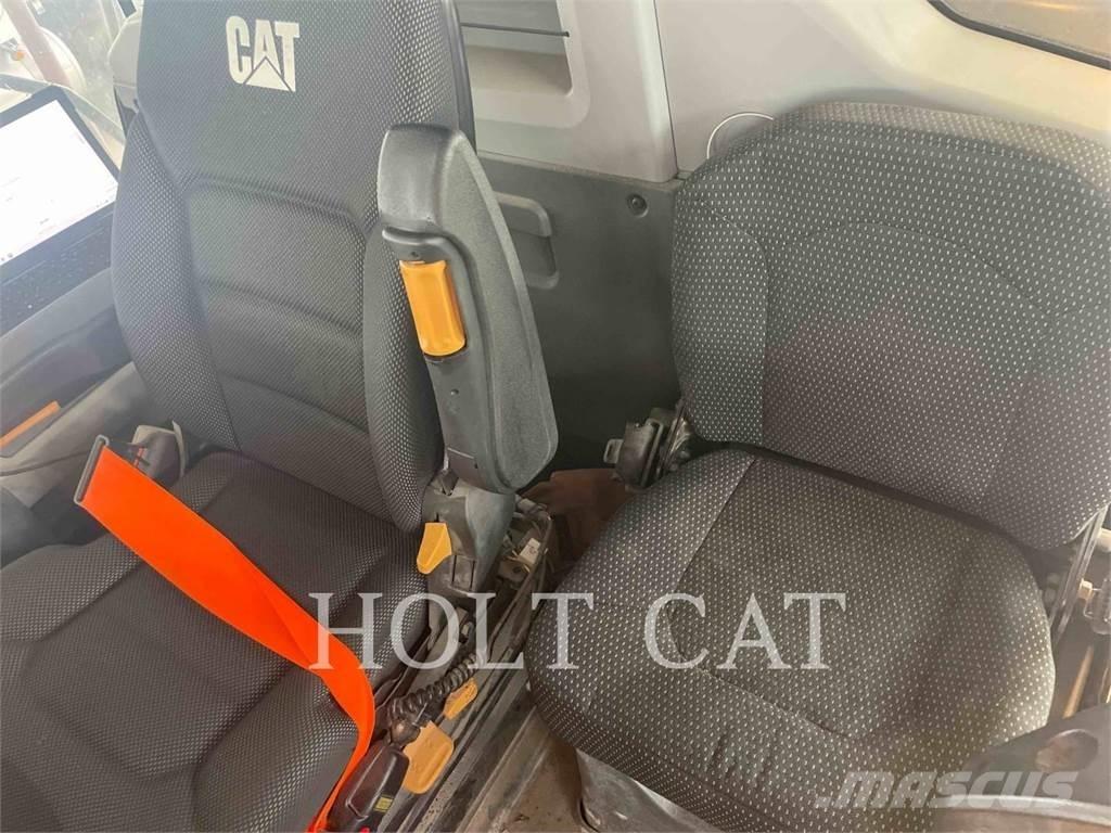 CAT 73004 Belden kirma kaya kamyonu
