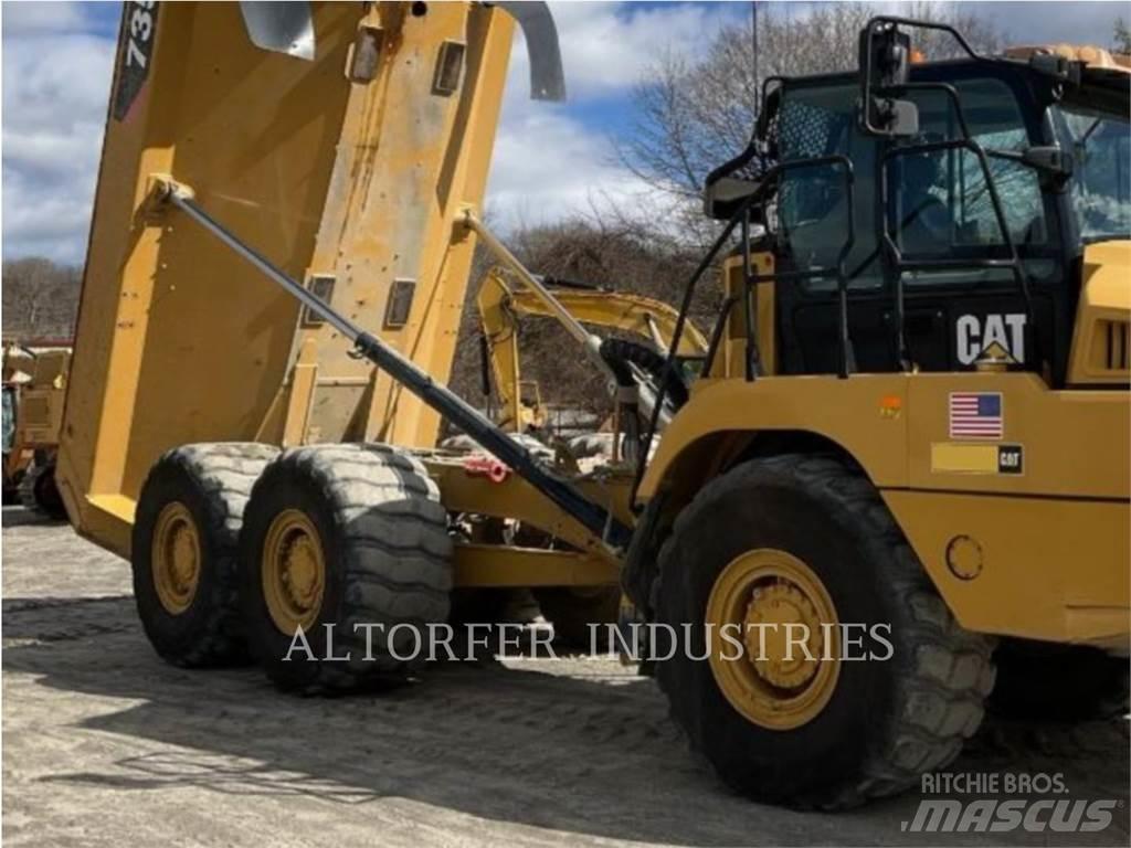 CAT 735 Belden kirma kaya kamyonu