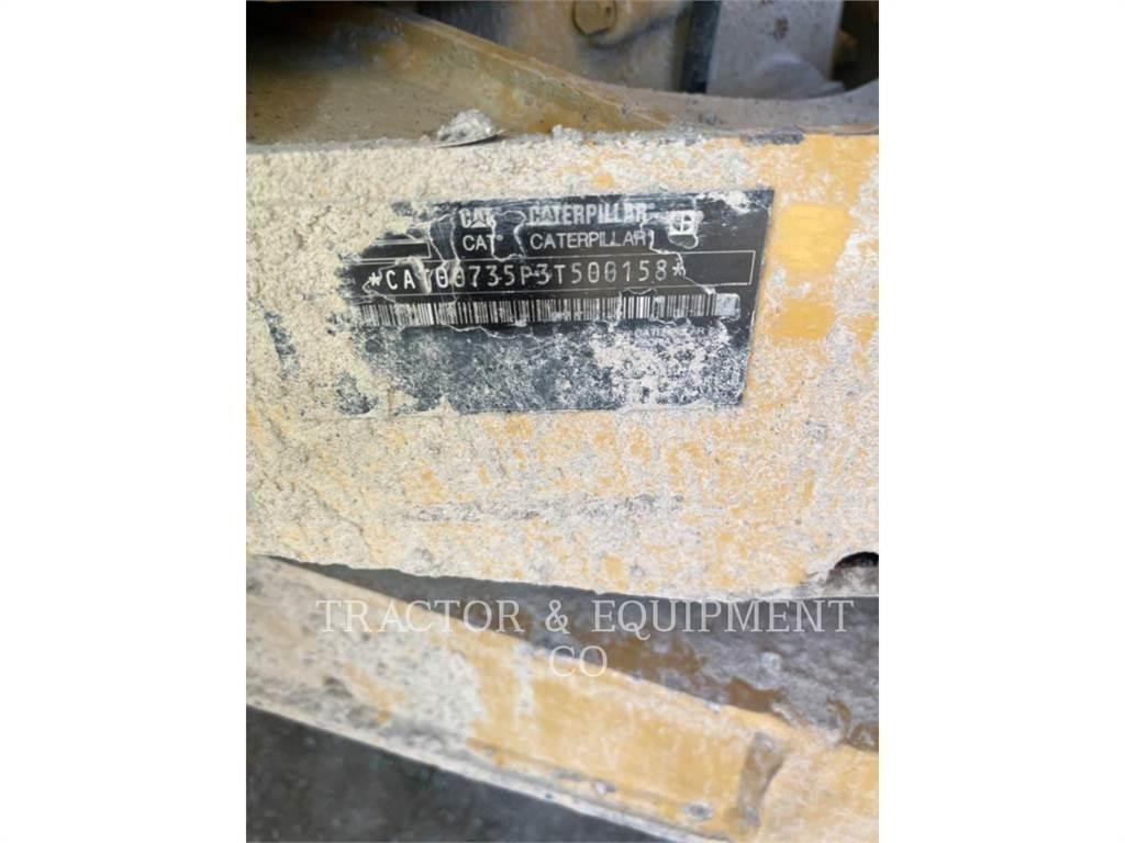 CAT 735 Belden kirma kaya kamyonu