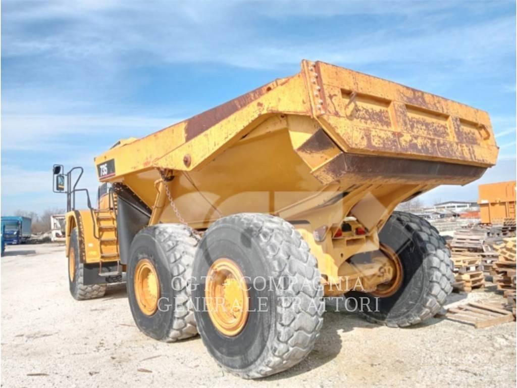 CAT 735 Belden kirma kaya kamyonu