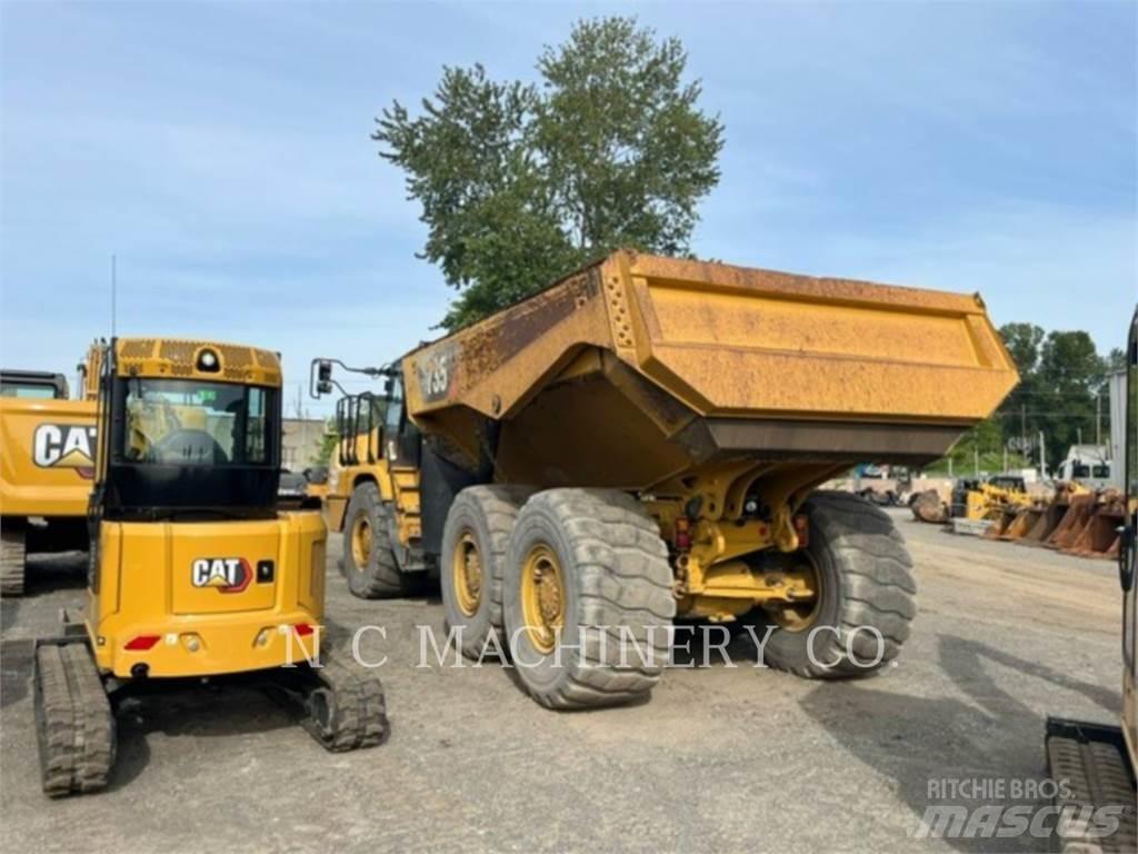 CAT 735 Damperli kamyonlar