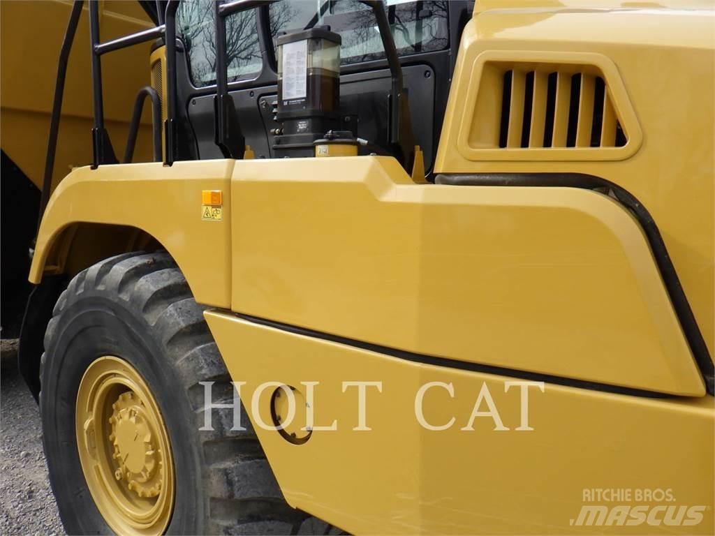 CAT 735 Belden kirma kaya kamyonu