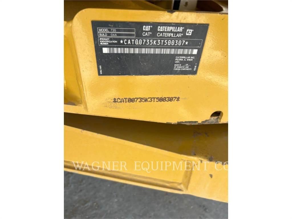 CAT 735 Belden kirma kaya kamyonu