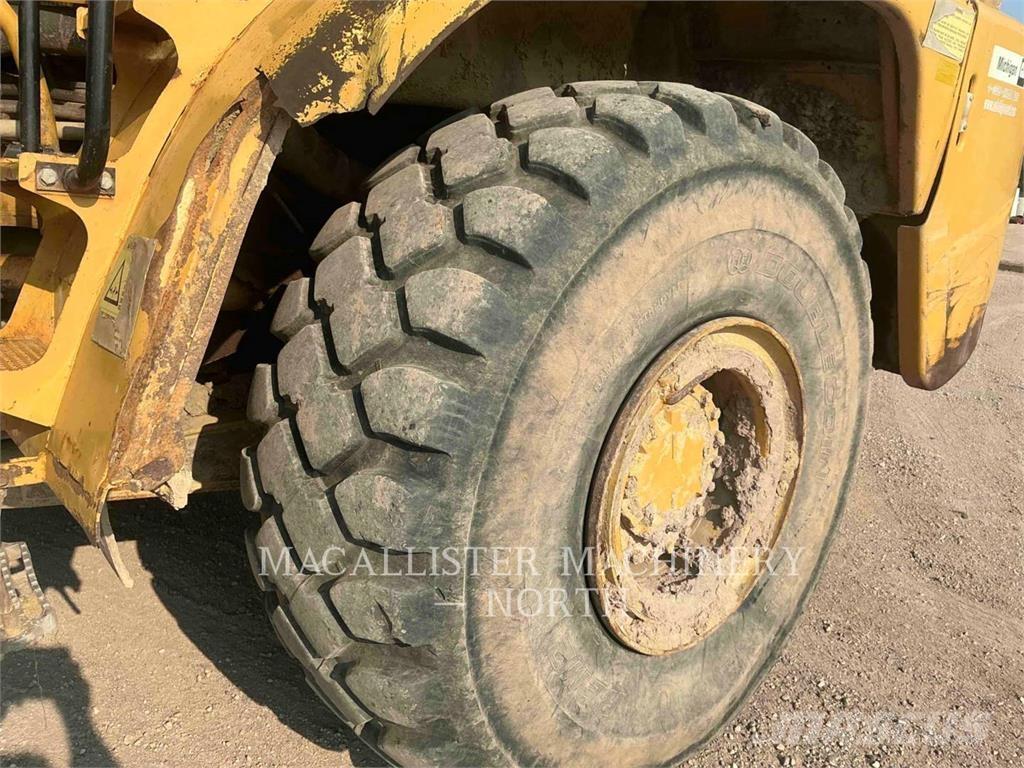 CAT 735 T (OLD) Belden kirma kaya kamyonu
