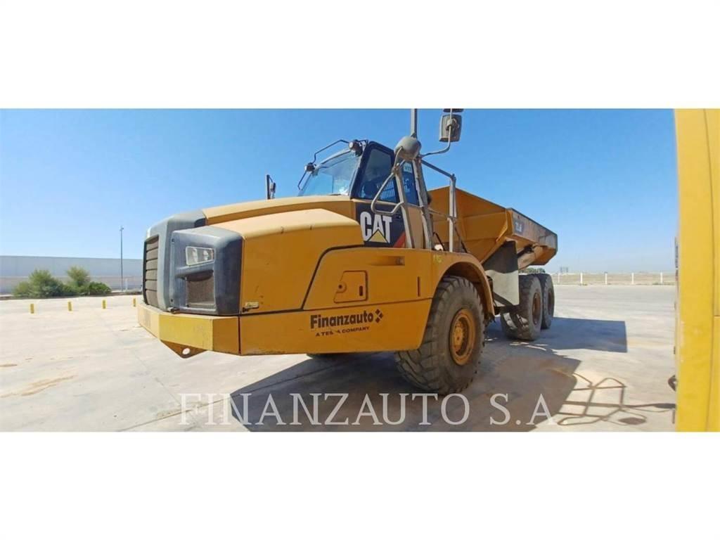 CAT 735B Belden kirma kaya kamyonu