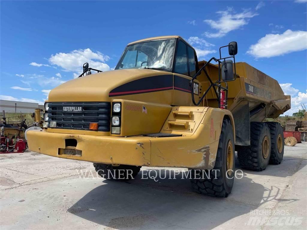 CAT 740 Belden kirma kaya kamyonu