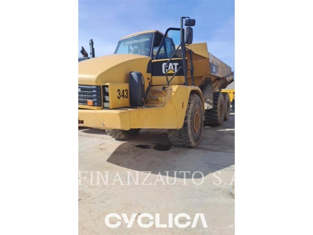 CAT 740 Belden kirma kaya kamyonu