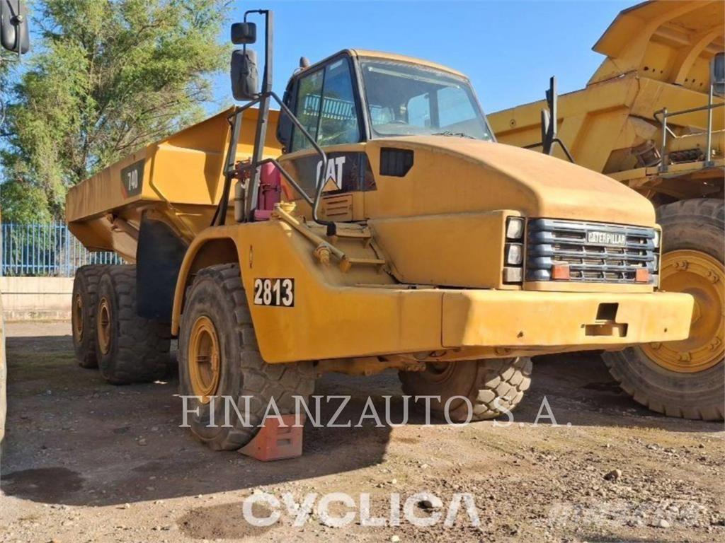 CAT 740 Belden kirma kaya kamyonu