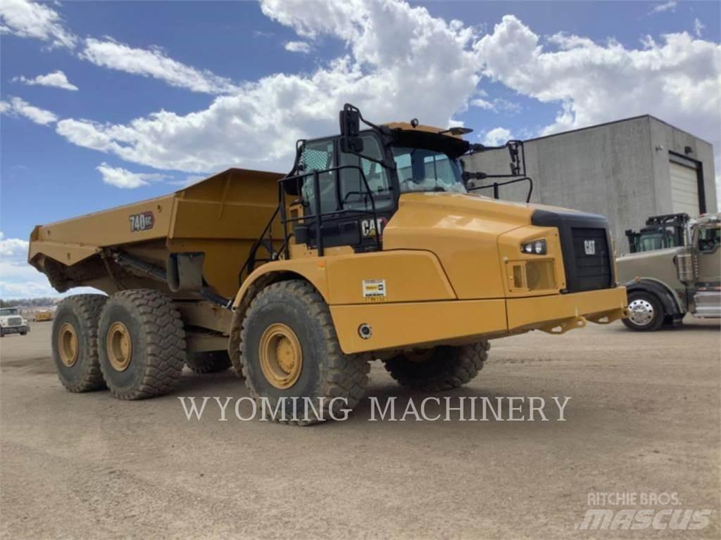 CAT 740 GC Belden kirma kaya kamyonu