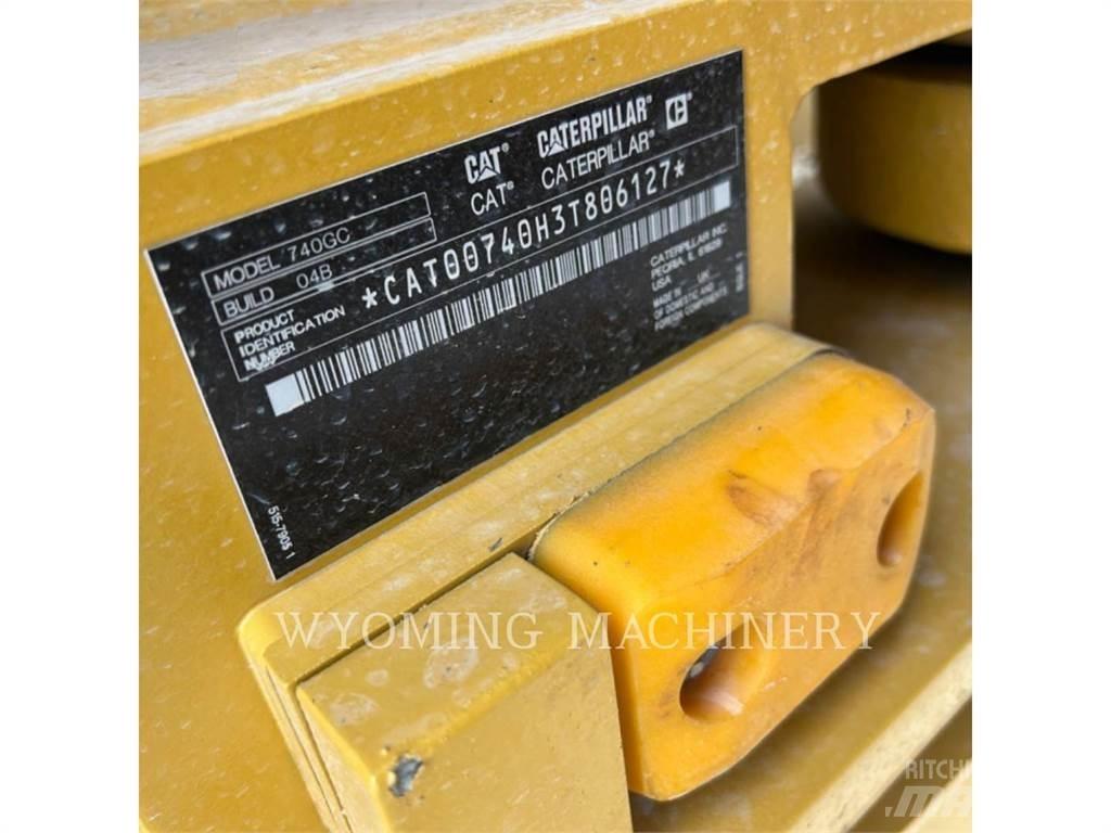 CAT 740 GC Belden kirma kaya kamyonu