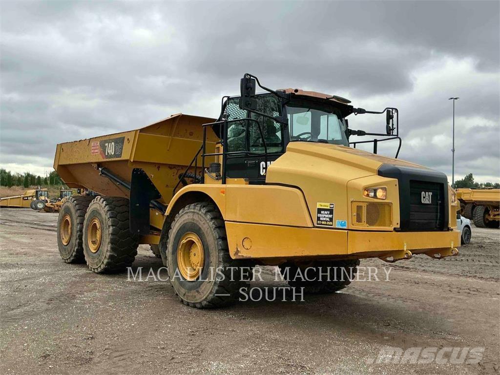 CAT 740 GC Belden kirma kaya kamyonu