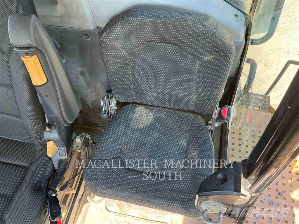 CAT 740 GC Belden kirma kaya kamyonu