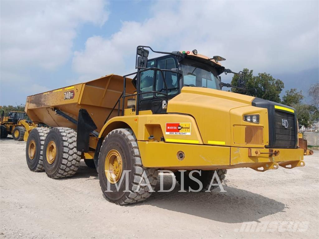 CAT 740 GC Belden kirma kaya kamyonu