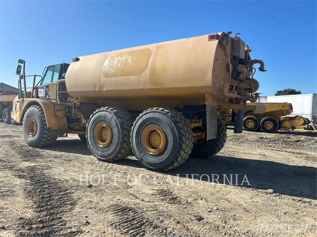 CAT 740B Tankerli kamyonlar