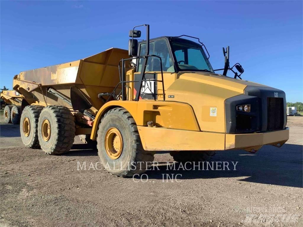 CAT 740B Belden kirma kaya kamyonu