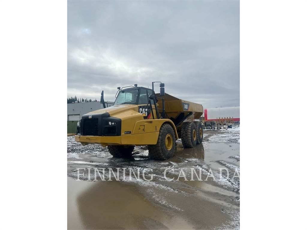 CAT 740B Belden kirma kaya kamyonu